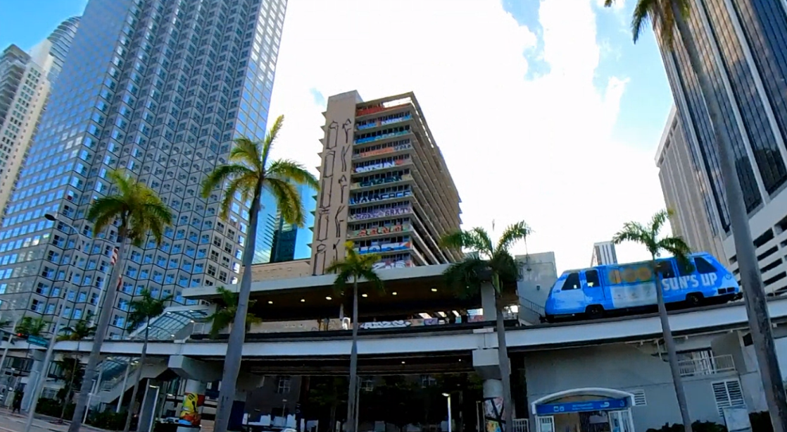 Vídeo Brickell Avenue, Miami, EEUU